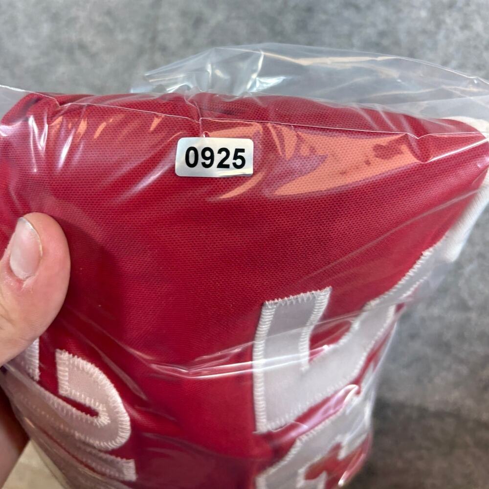 Adidas UIC #35 Horizon League Flames Jersey Mens Medium Red Sports Activewear - Picture 8 of 8